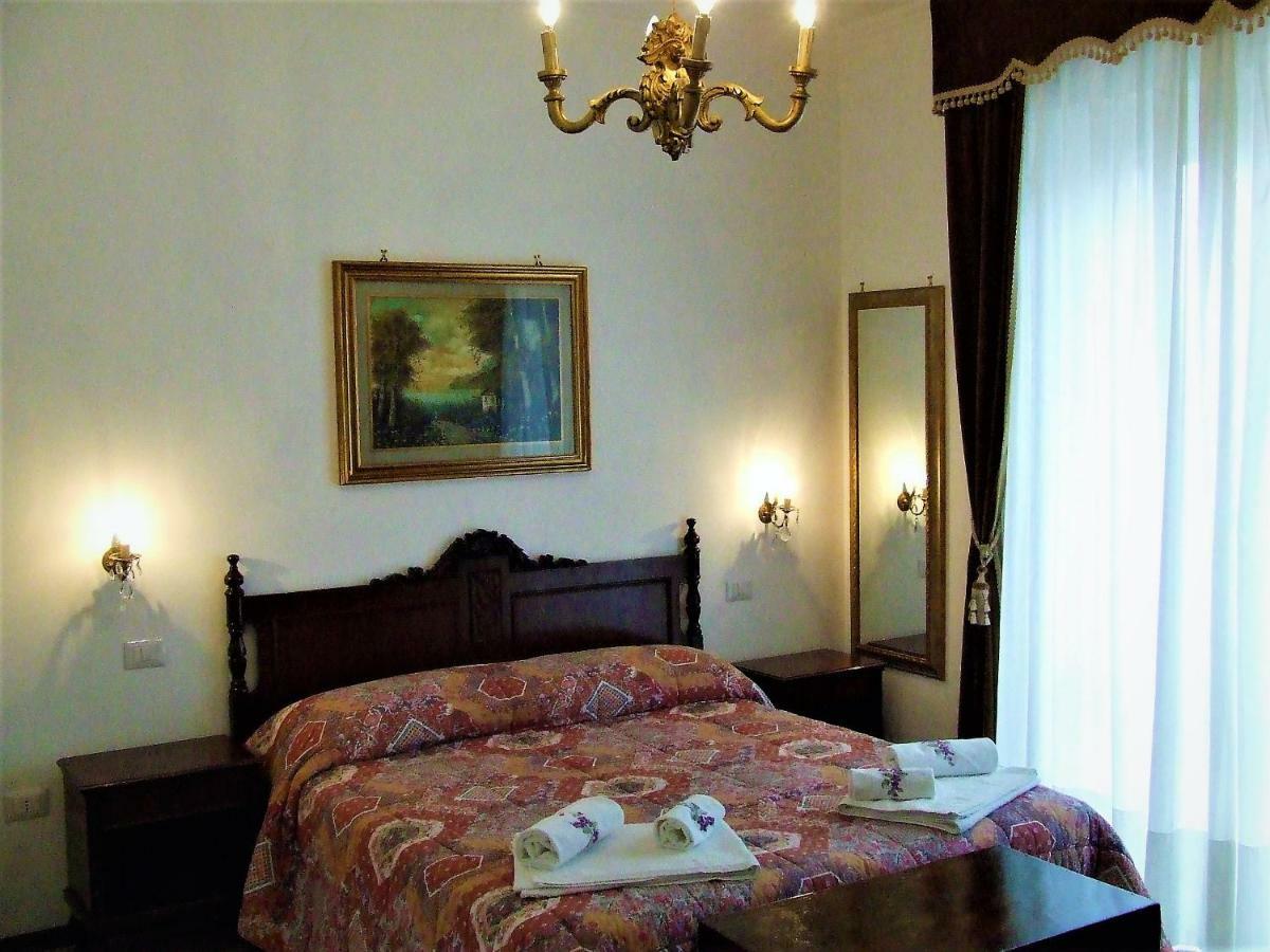 Casa Cipriani Bed and Breakfast Potenza Picena Exteriör bild